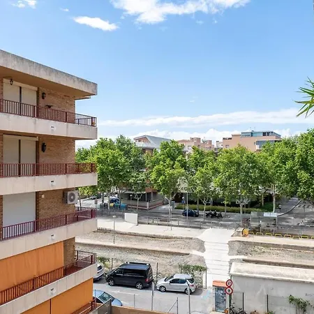 Apartmán 100 M From *